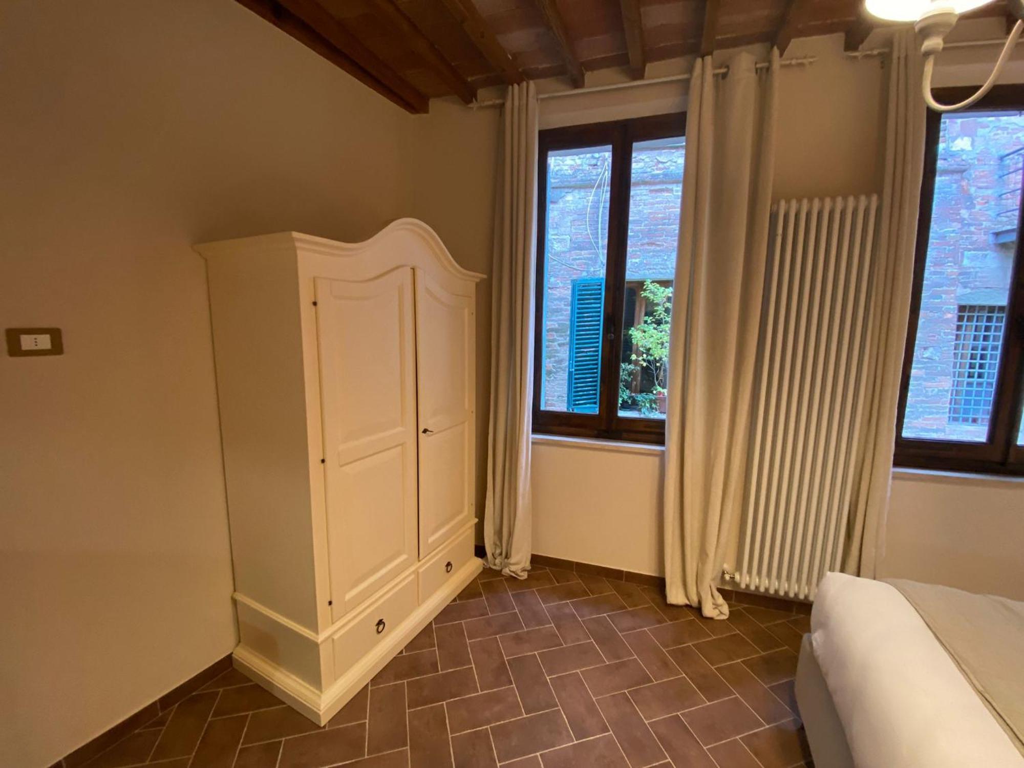Lastamperia19 Camere-Rooms Montepulciano Luaran gambar